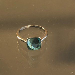 Beautiful Turquoise Swarovski Ring